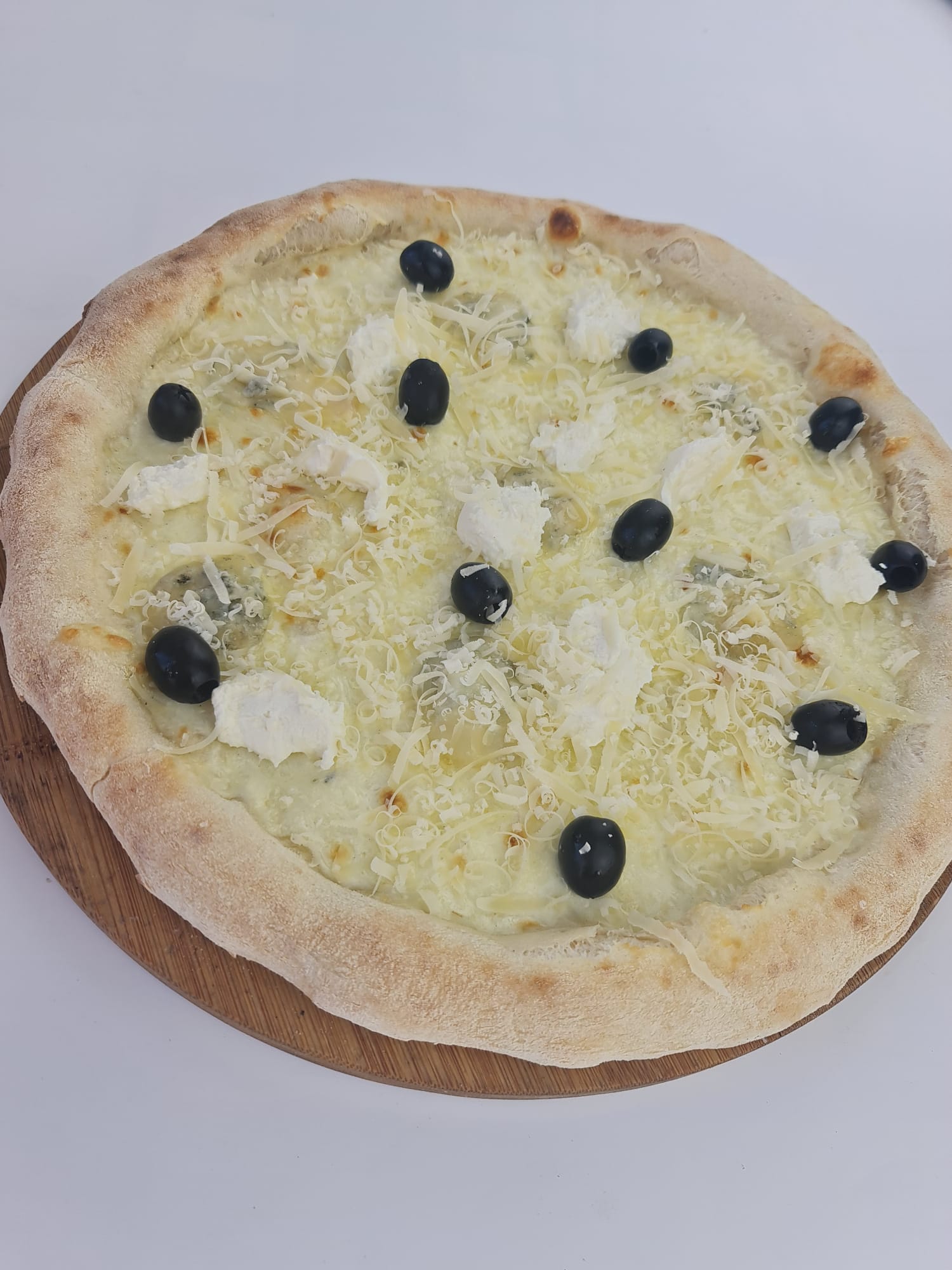 Round Pizza Image