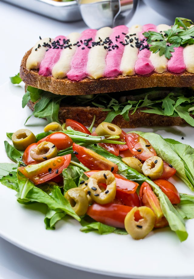 Salad with sausage